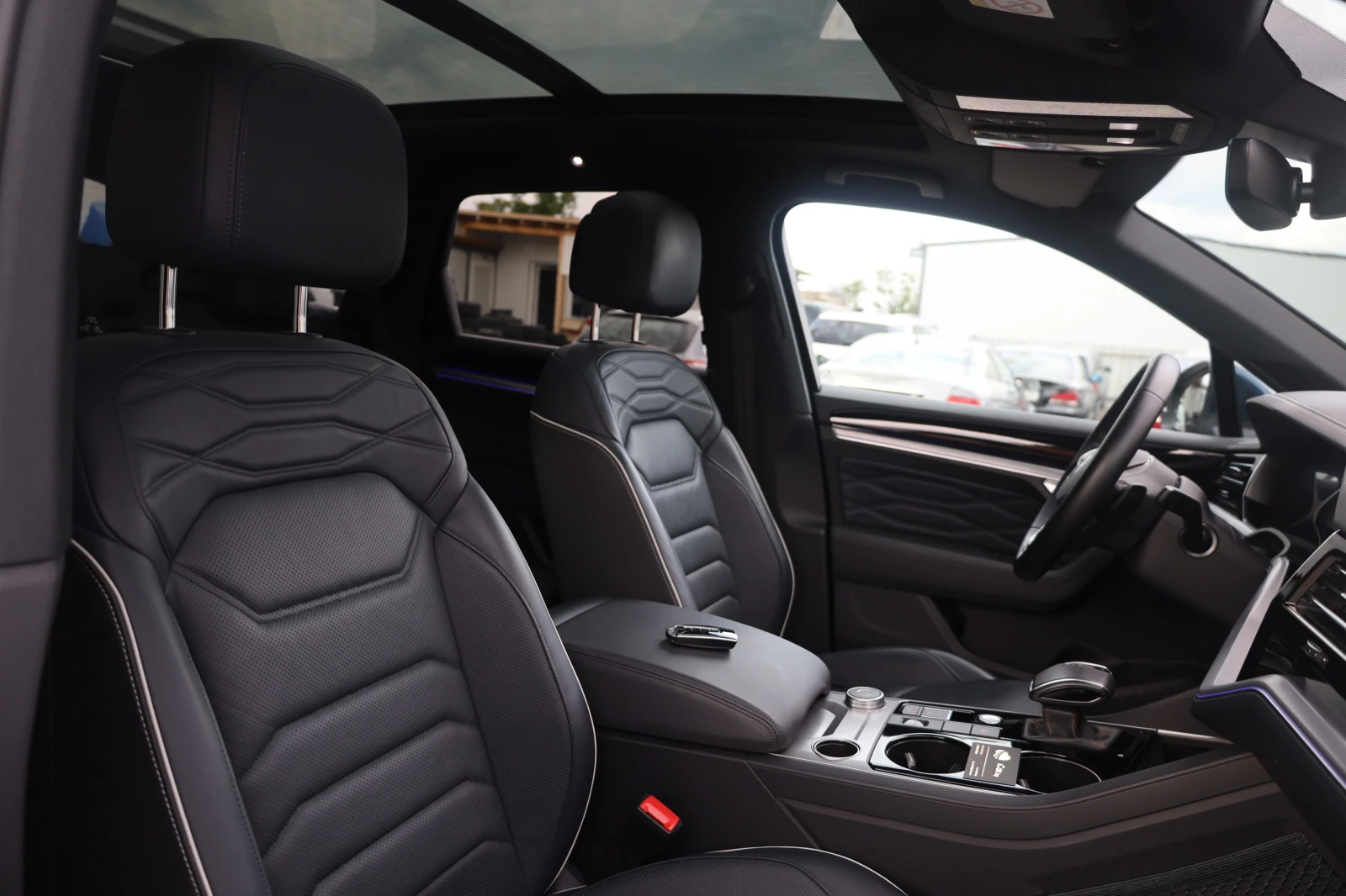 VW Touareg 3.0TSI 4x4 KAM ACC Pano SitzKlima HuD Ambient iCar | Mobile.bg � ����������� 15