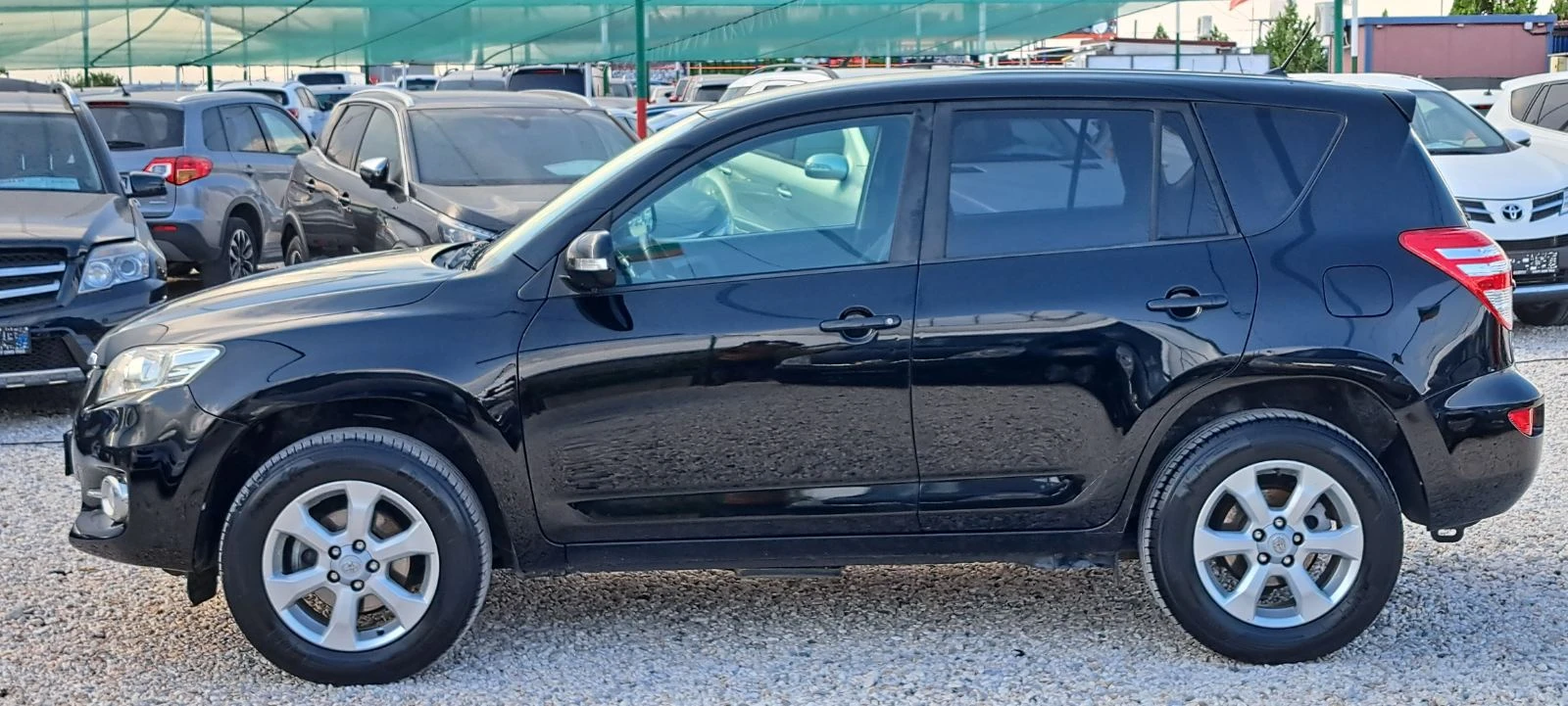 Toyota Rav4 2.2 D4D 150kc 6ск, снимка 4 - Автомобили и джипове - 55804948