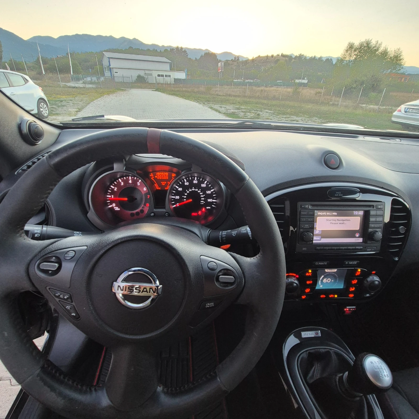 Nissan Juke NISMO, снимка 8 - Автомобили и джипове - 55993309