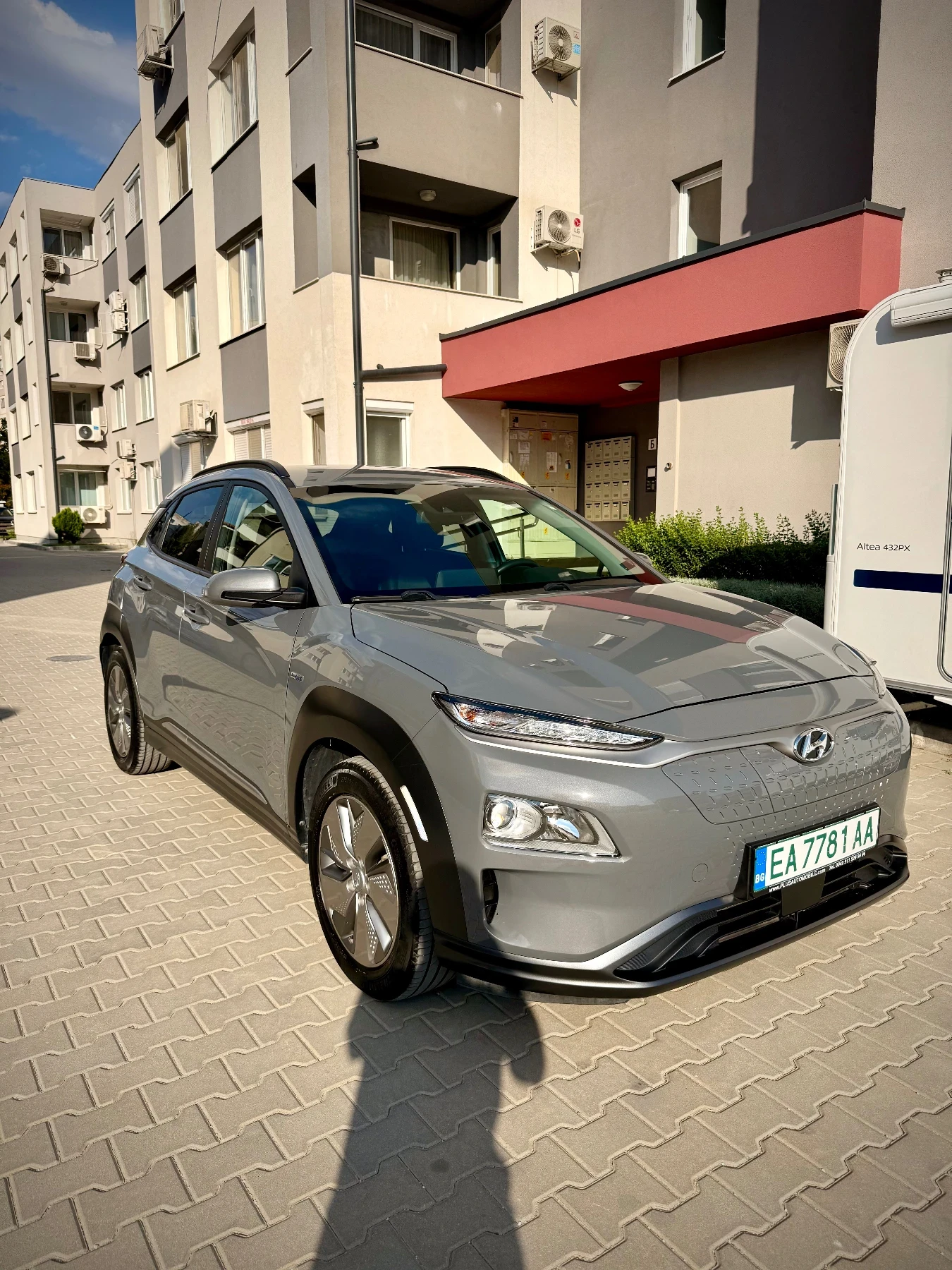Hyundai Kona, снимка 4 - Автомобили и джипове - 56037141