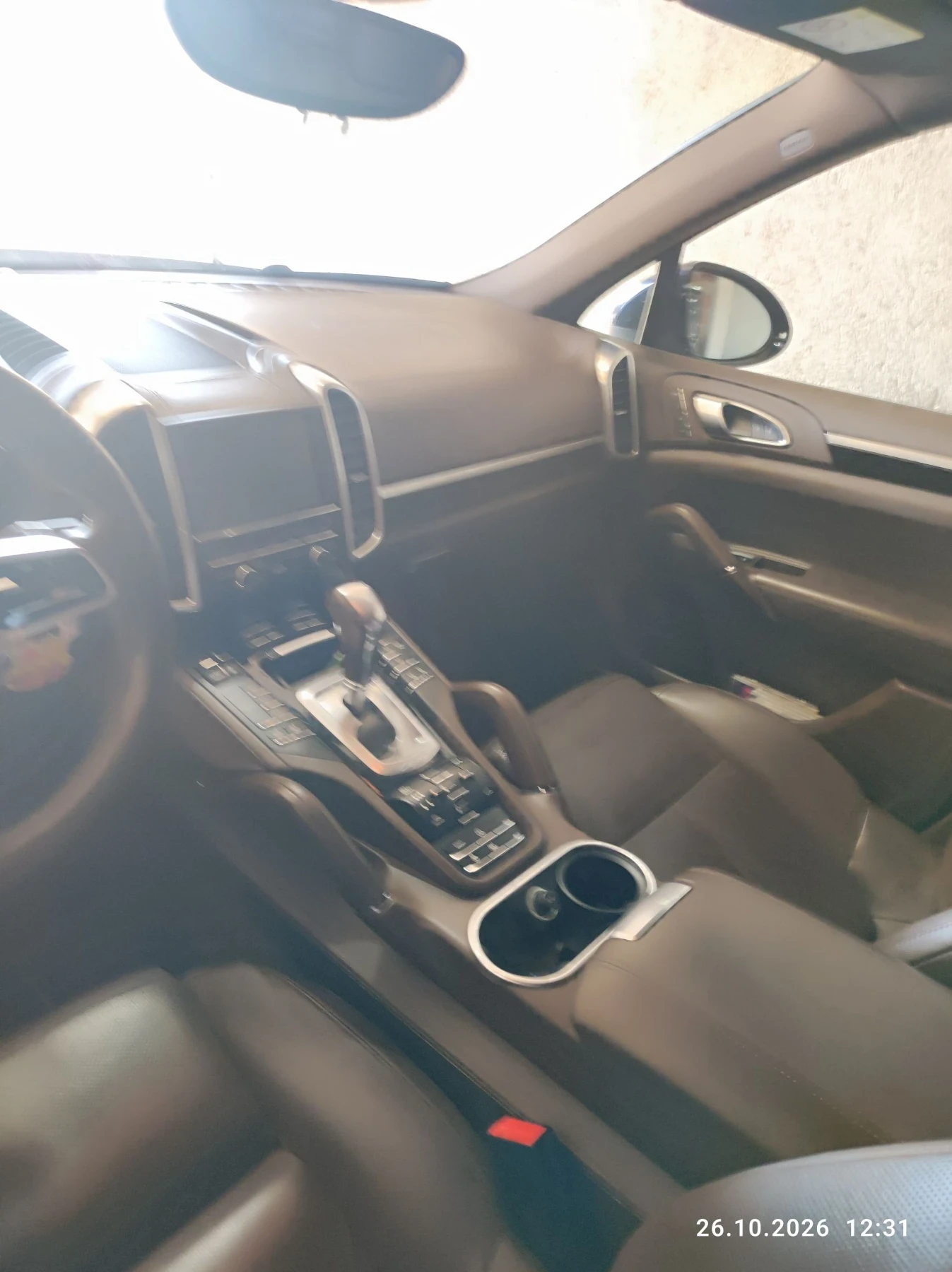 Porsche Cayenne 3.0D 4x4 LUFT KAM, снимка 16 - Автомобили и джипове - 56655521
