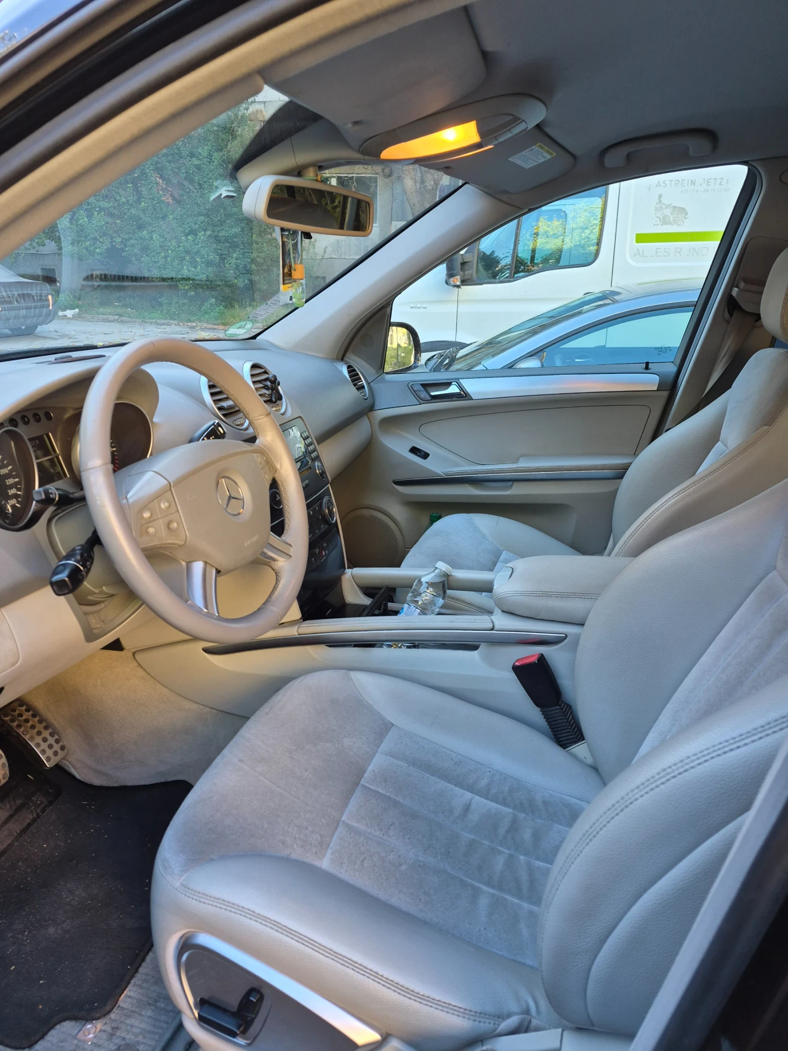 Mercedes-Benz ML 350, снимка 8 - Автомобили и джипове - 56723741