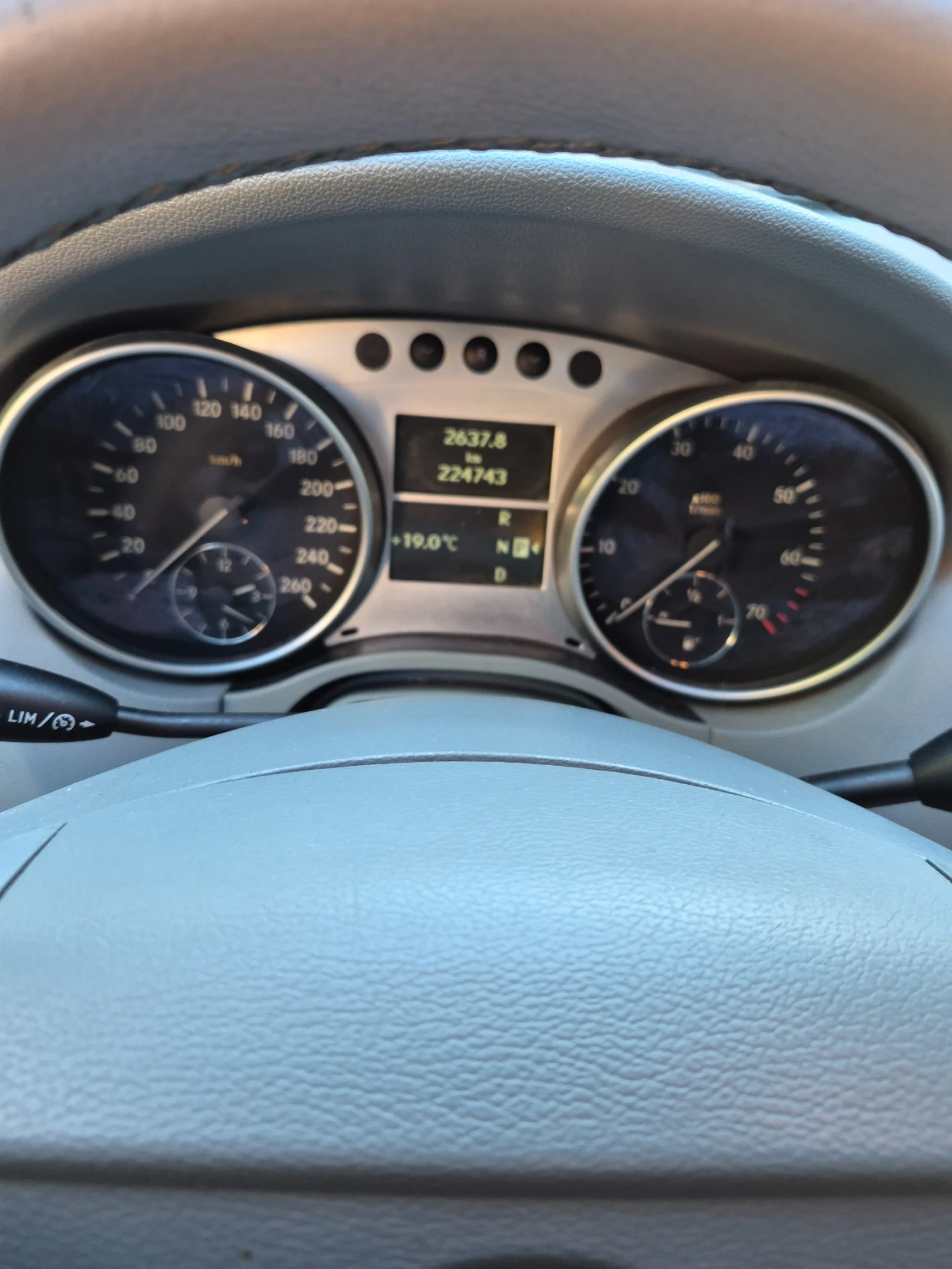 Mercedes-Benz ML 350, снимка 9 - Автомобили и джипове - 56723741