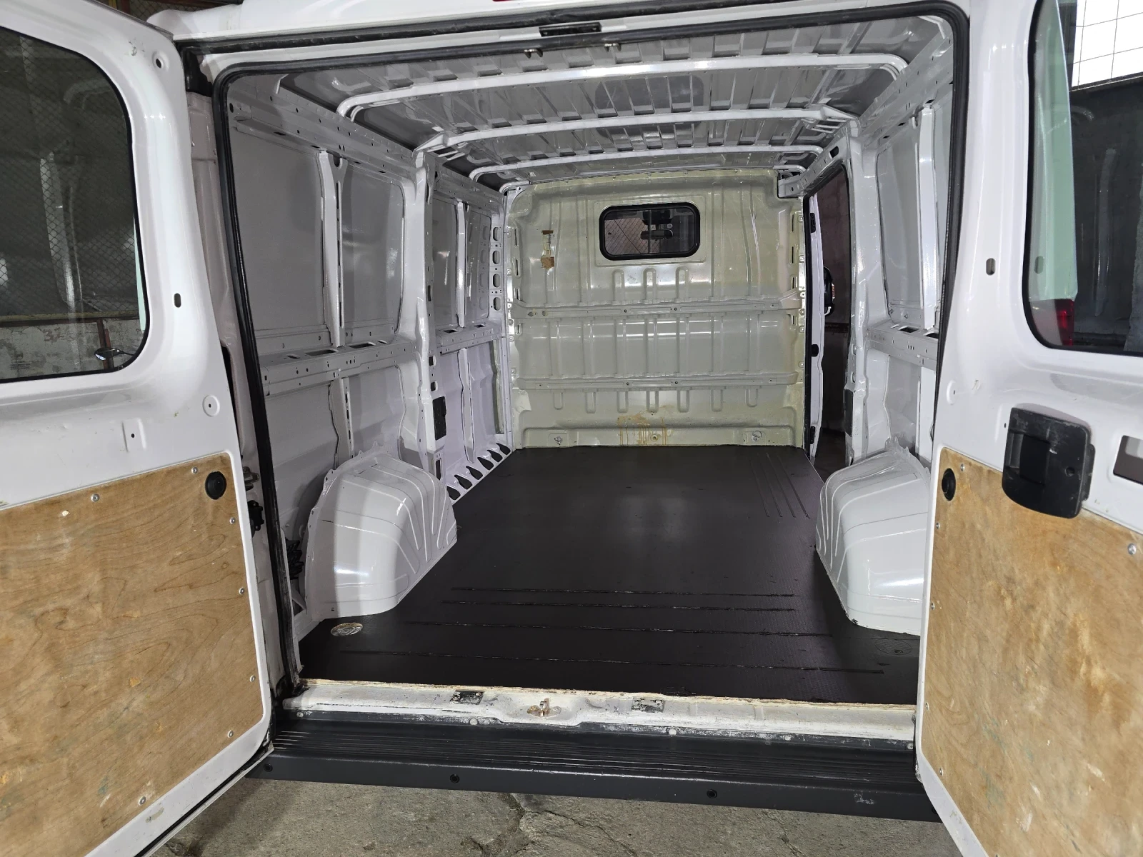 Fiat Ducato 2.3 MultiJet L2H1  | Mobile.bg � ����������� 17