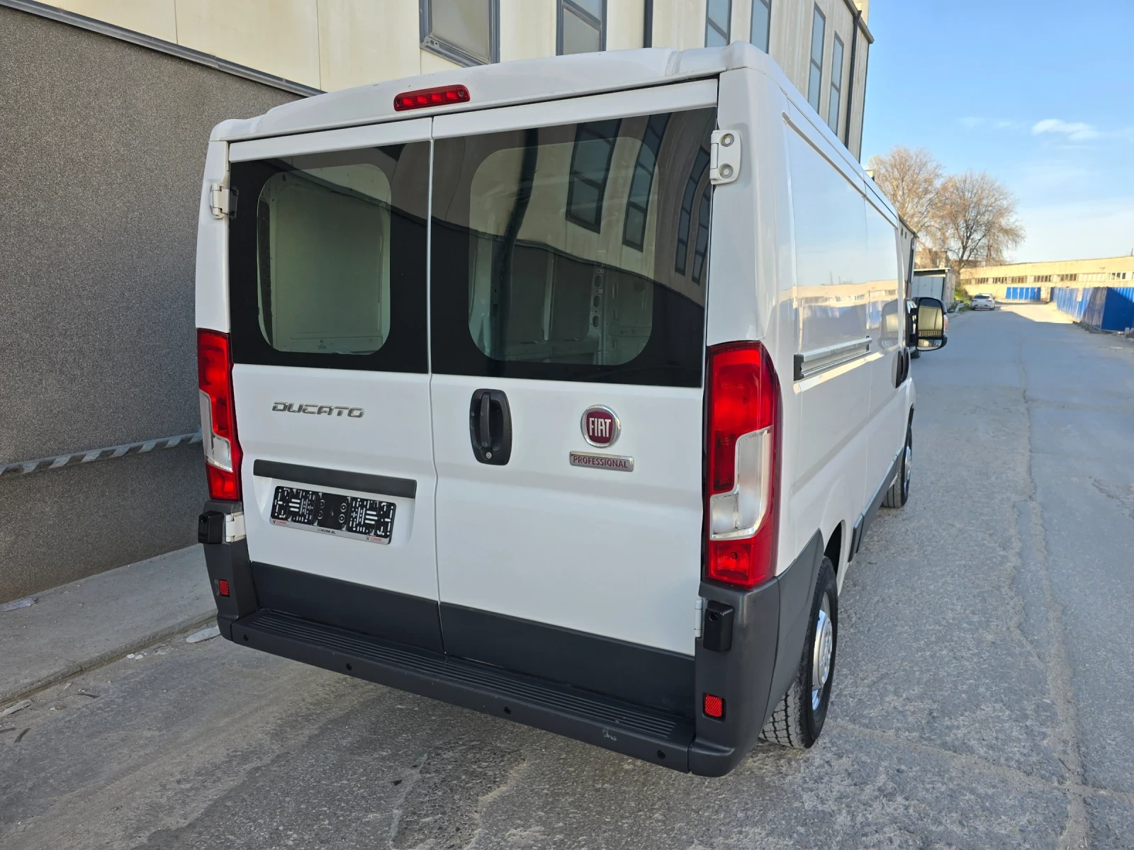 Fiat Ducato 2.3 MultiJet L2H1 , снимка 5 - Бусове и автобуси - 54347815