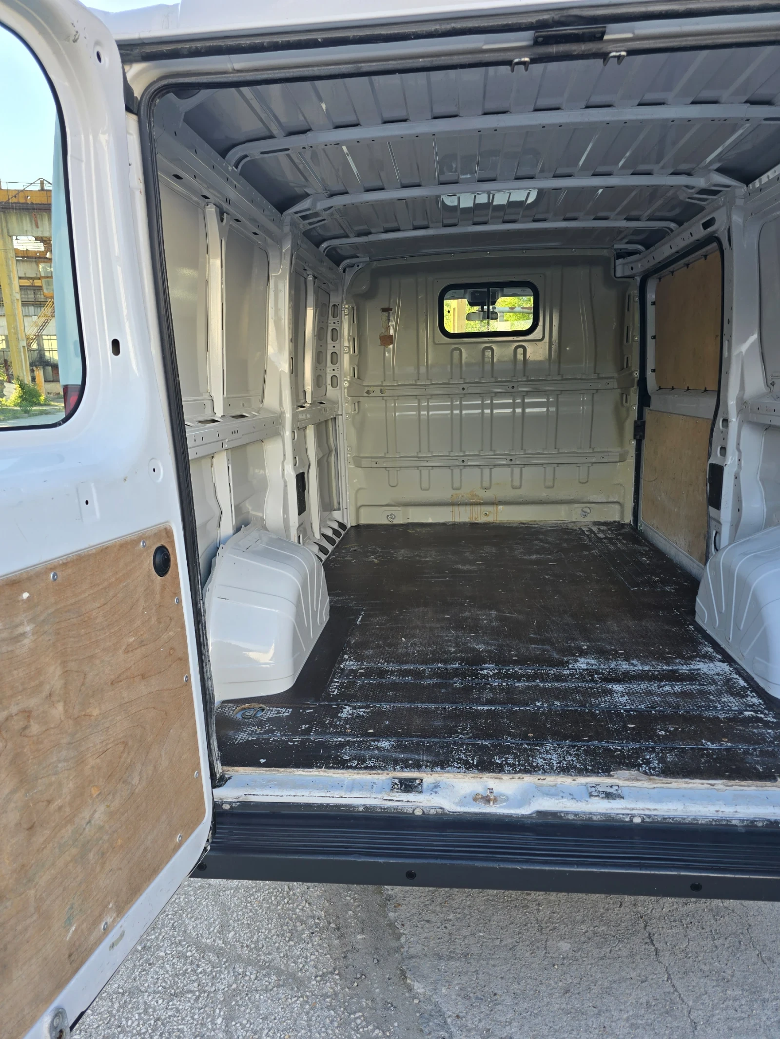 Fiat Ducato 2.3 MultiJet L2H1 , снимка 15 - Бусове и автобуси - 54347815