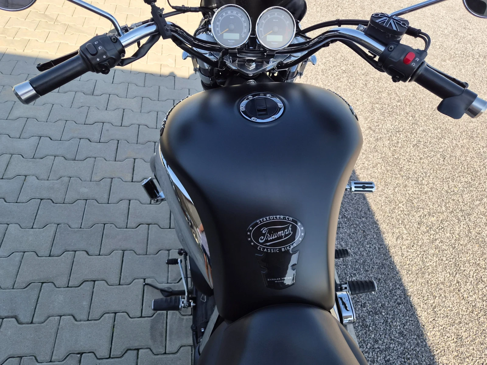 Triumph Rocket III FACELIFT 2010 ������ ������� �������� | Mobile.bg � ����������� 12