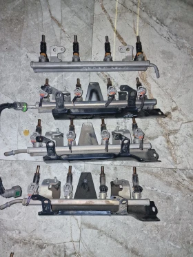 166008992R H8201488661  инжекторна дюза за RENAULT DACIA 1.6 16V, снимка 2 - Части - 53509698