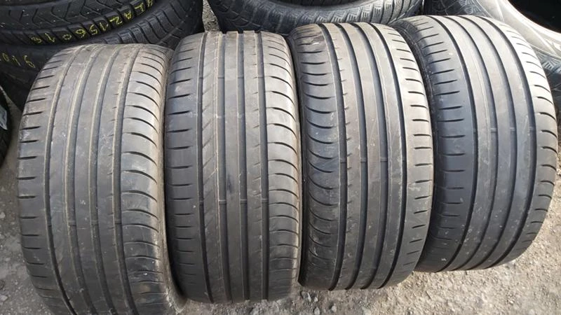 Гуми Летни 225/45R17, снимка 1 - Гуми и джанти - 27723941