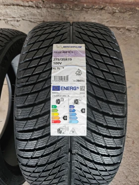 Гуми Зимни 275/35R19, снимка 2 - Гуми и джанти - 49001447