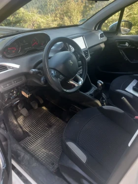 Peugeot 208 63000км, снимка 7