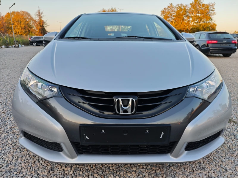 Honda Civic ПРОДАДЕНА 15.ФЕВРУАРИ.2025г, снимка 5 - Автомобили и джипове - 47394285