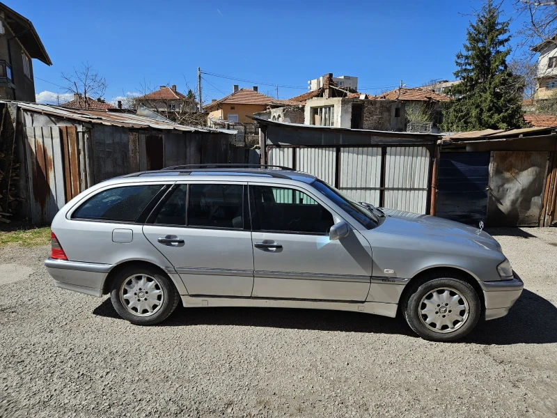 Mercedes-Benz C 220 220 CDI, снимка 3 - Автомобили и джипове - 47630039