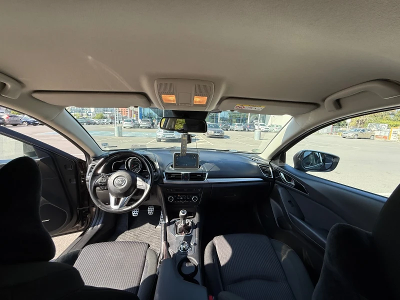 Mazda 3, снимка 13 - Автомобили и джипове - 52298247