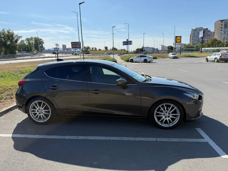 Mazda 3, снимка 4 - Автомобили и джипове - 52298247