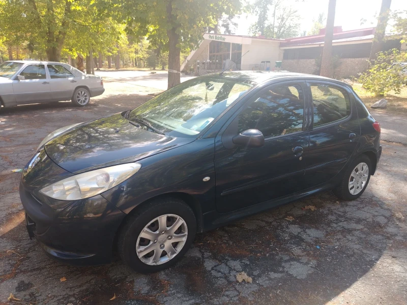 Peugeot 206 1.4i газ, снимка 2 - Автомобили и джипове - 52047280