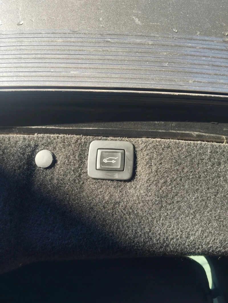 Opel Insignia, снимка 14 - Автомобили и джипове - 52526497