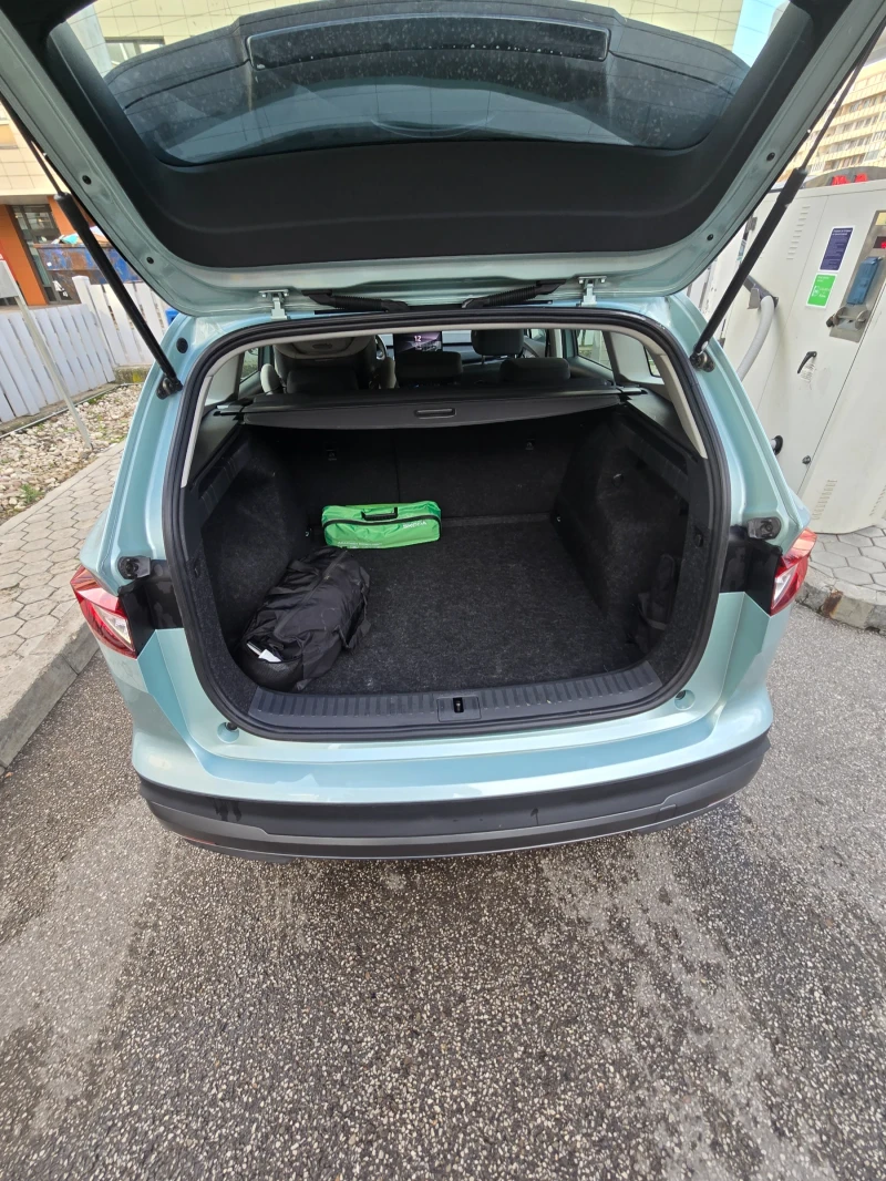 Skoda Enyaq Гаранционен, снимка 5 - Автомобили и джипове - 52246319