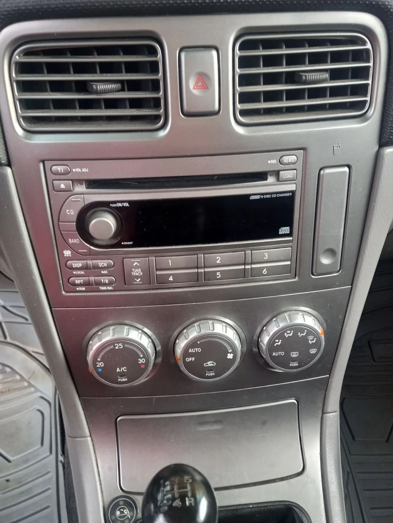 Subaru Forester, снимка 8 - Автомобили и джипове - 52539158