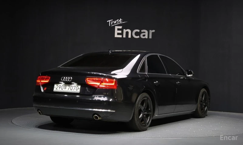 Audi A8, снимка 2 - Автомобили и джипове - 52997688