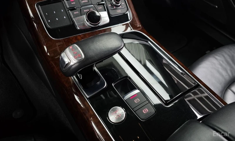 Audi A8, снимка 9 - Автомобили и джипове - 52997688