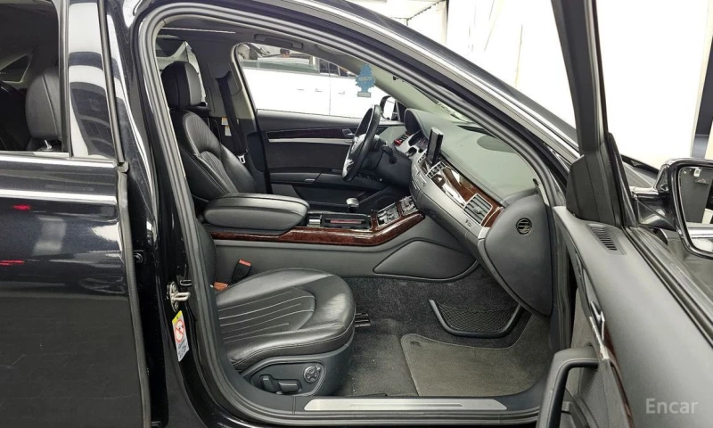 Audi A8, снимка 11 - Автомобили и джипове - 52997688
