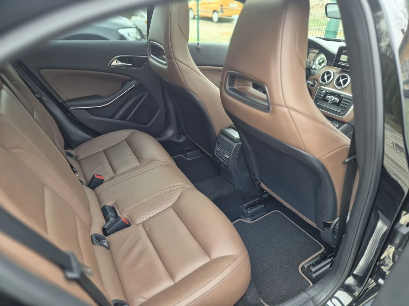 Mercedes-Benz A 200 AMG Пакет 165000км., снимка 15 - Автомобили и джипове - 53380743