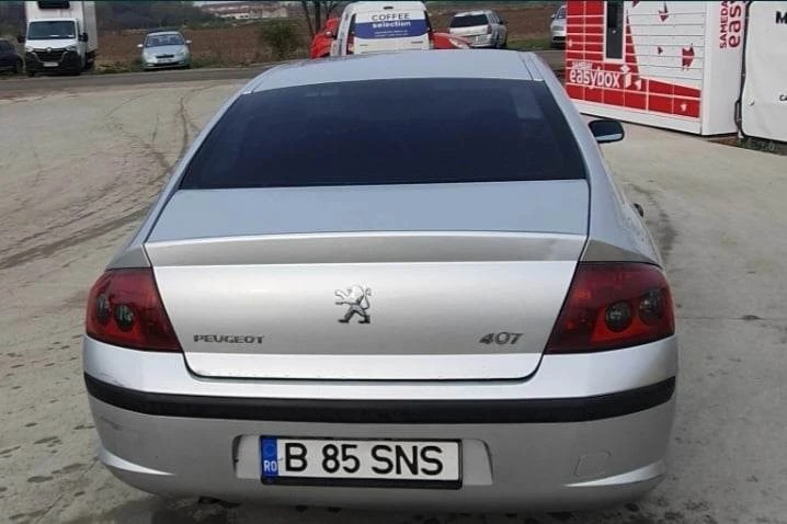 Peugeot 407 2.0 бензин автоматик , снимка 3 - Автомобили и джипове - 41316980