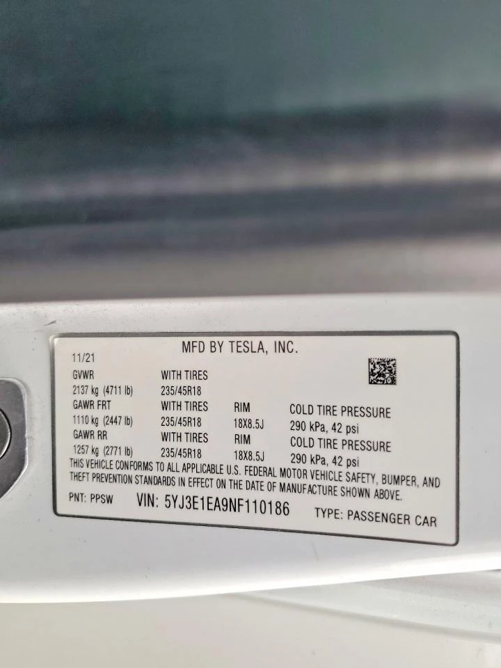Tesla Model 3, снимка 12 - Автомобили и джипове - 54647789