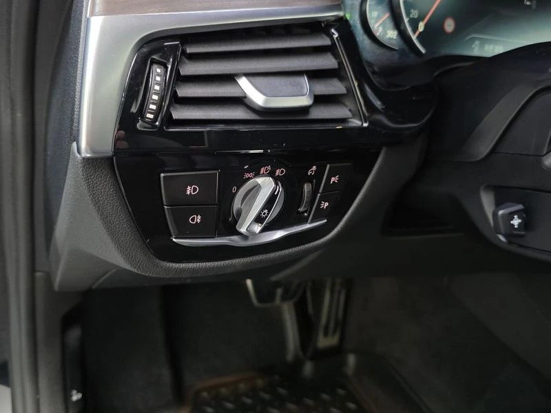 BMW 520 520d xDrive M Sport Package Plus| 190�.�. | Mobile.bg � ����������� 14