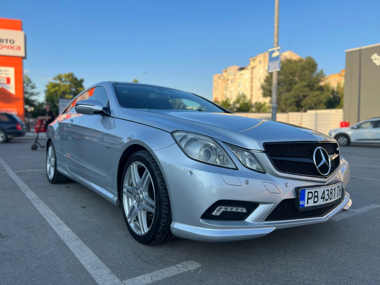 Mercedes-Benz E 350  - изображение 2