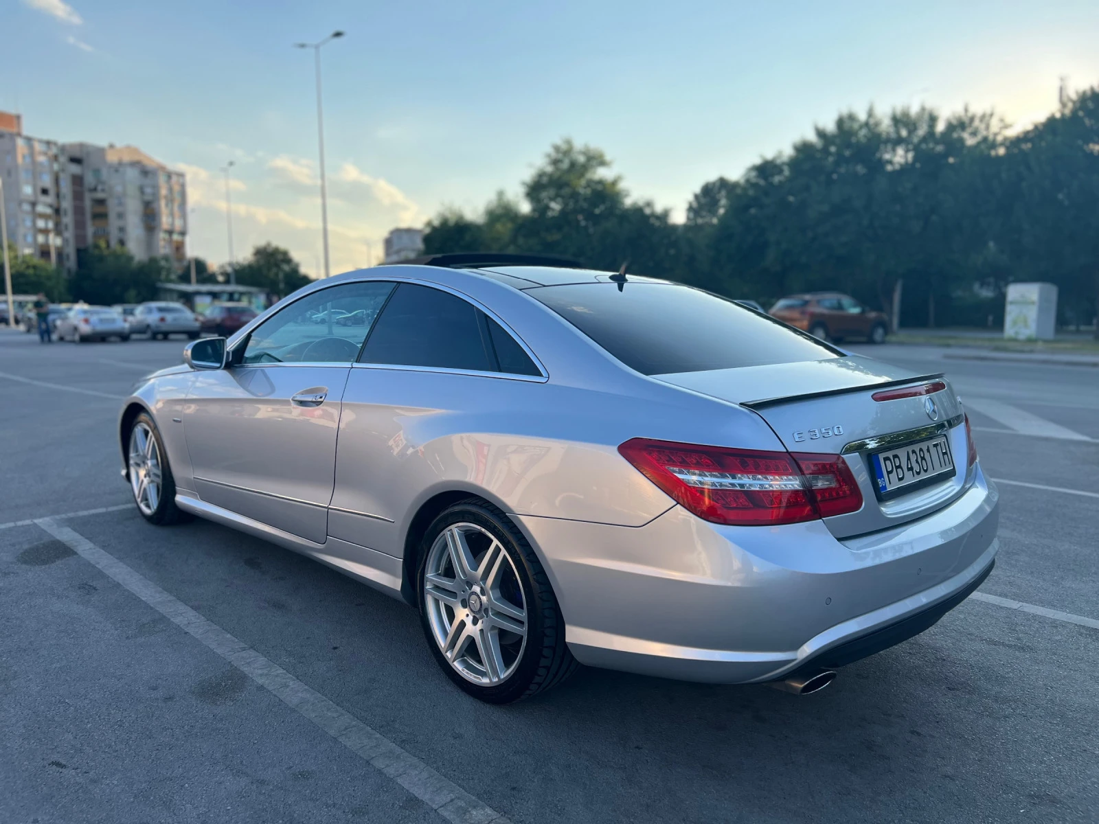 Mercedes-Benz E 350  - изображение 4