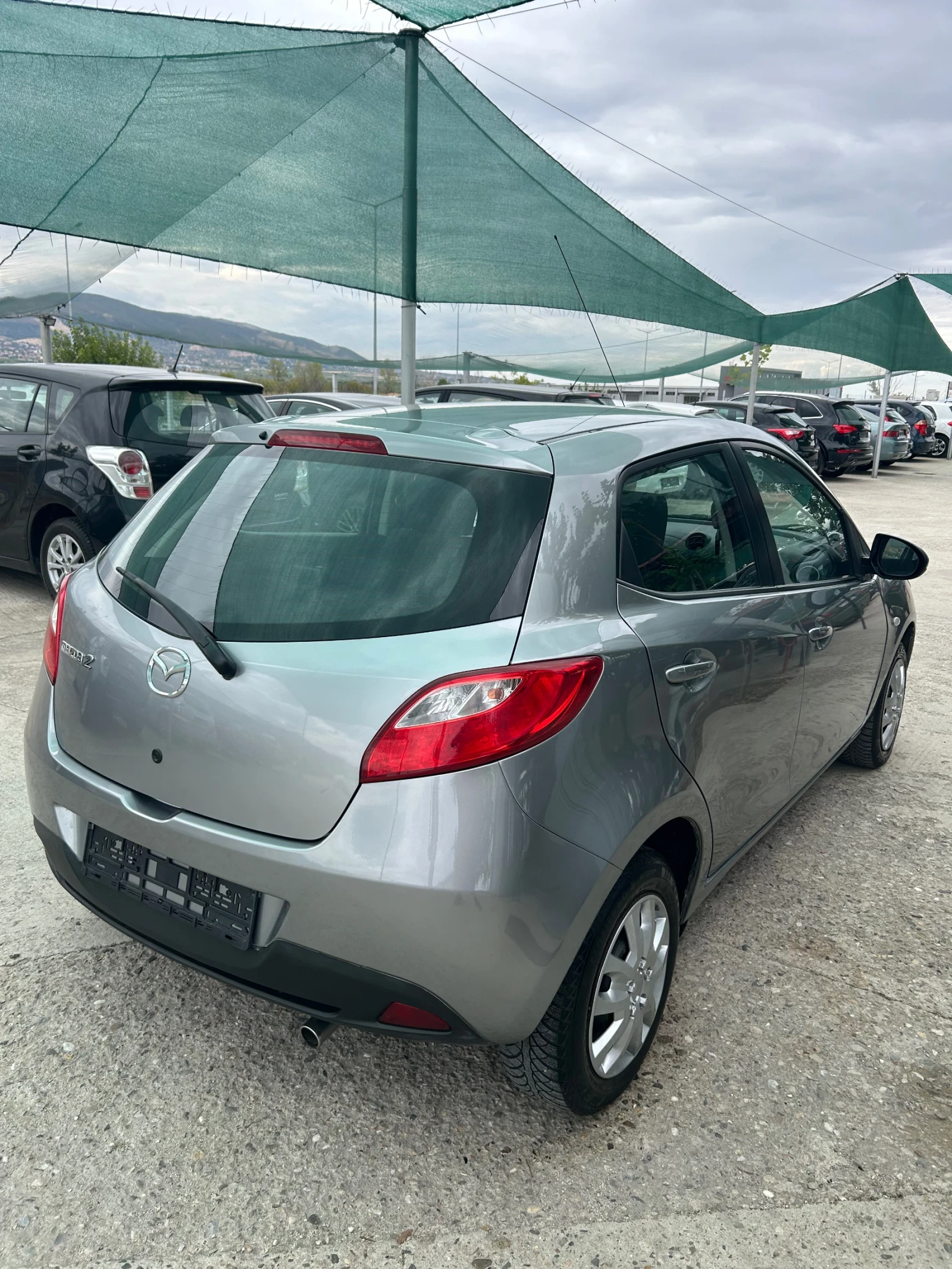 Mazda 2 1.3 Facelift  - изображение 4