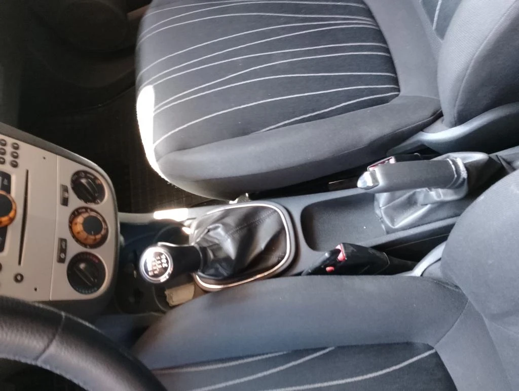 Opel Corsa  - изображение 9