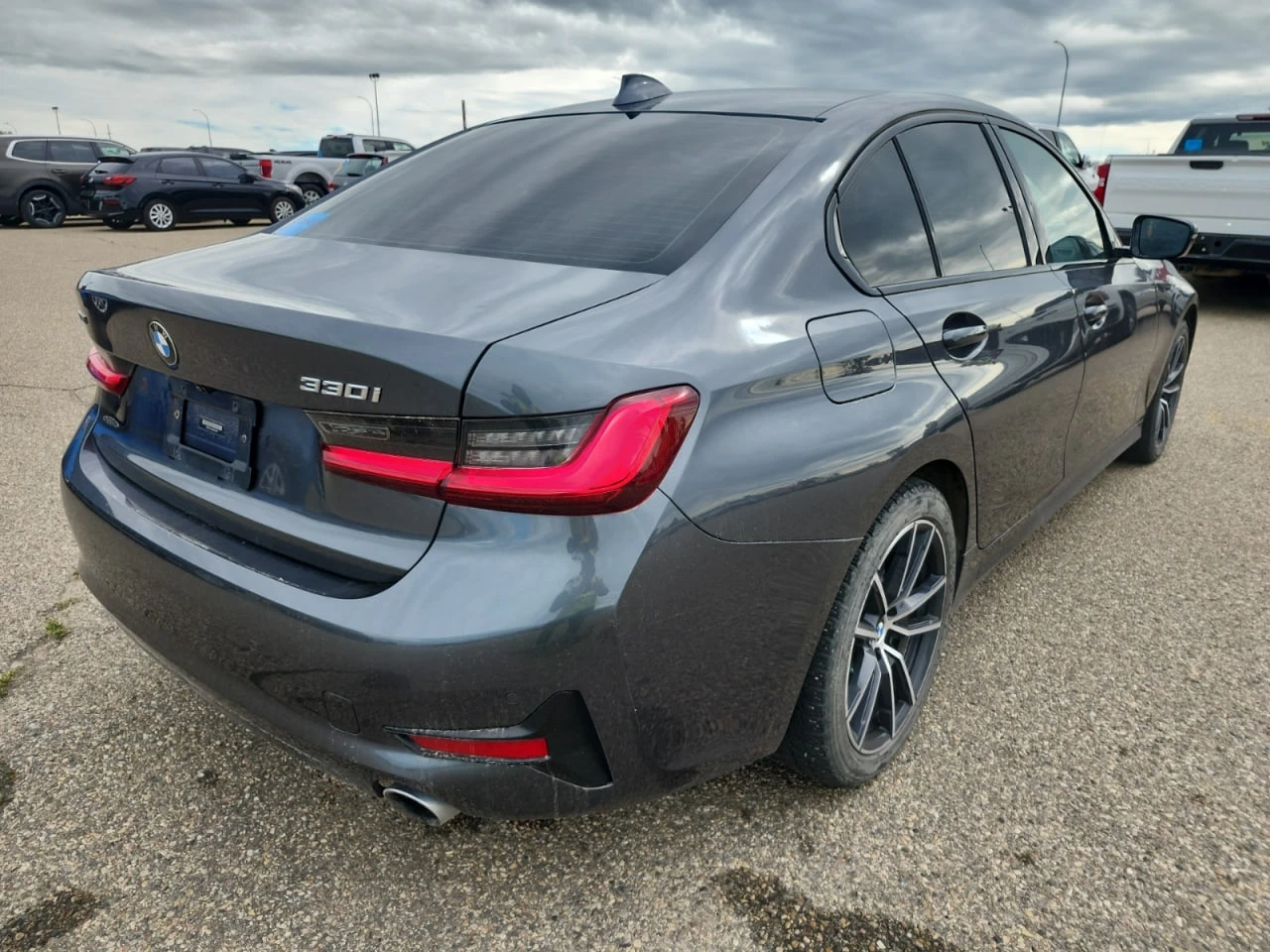 BMW 330 * CARFAX * АВТО КРЕДИТ * ЦЕНА ДО БГ! - изображение 3