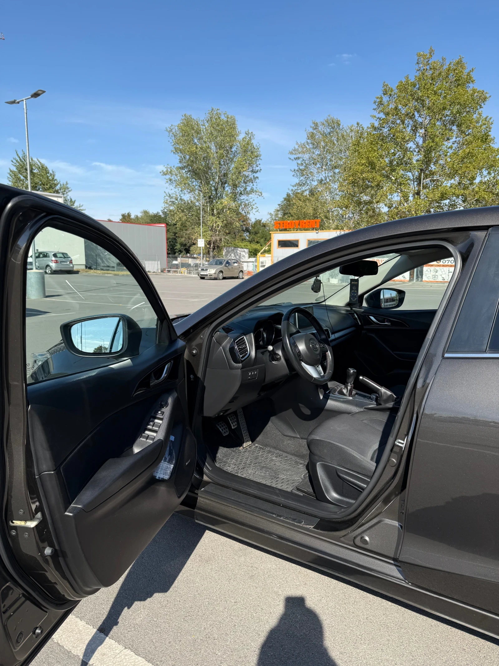 Mazda 3  - изображение 7