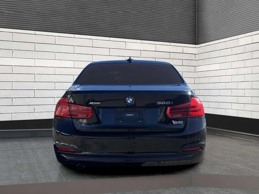 BMW 320 * CARFAX * ���� �� �� | Mobile.bg � ����������� 4