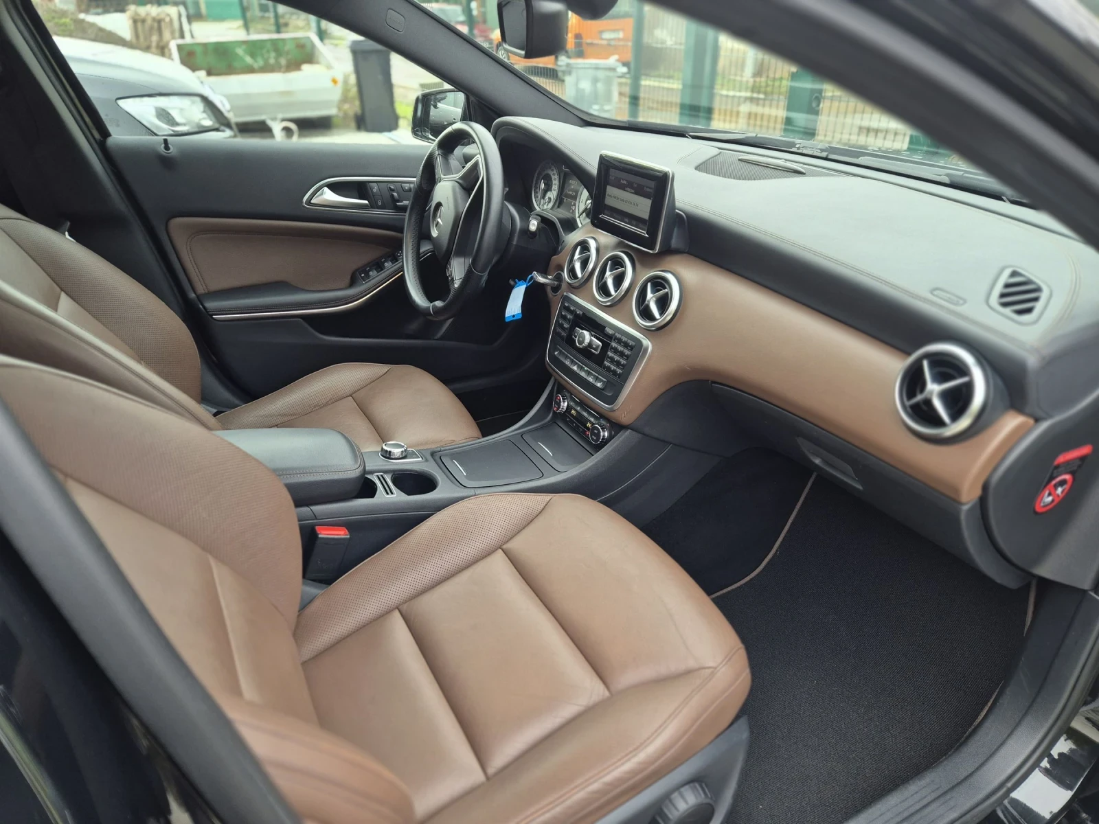 Mercedes-Benz A 200 AMG ����� 165000��. | Mobile.bg � ����������� 8
