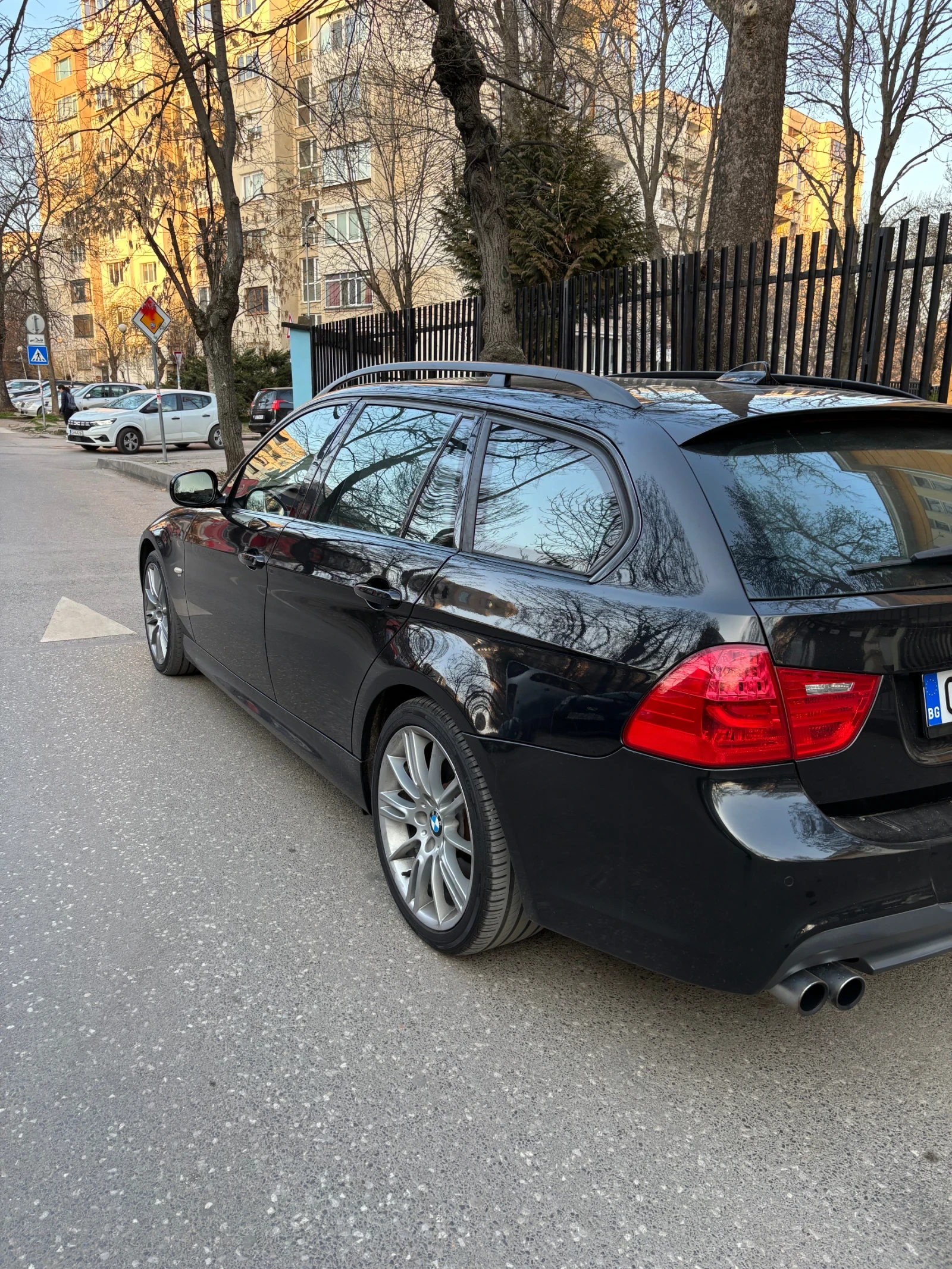 BMW 330, снимка 5 - Автомобили и джипове - 53735856