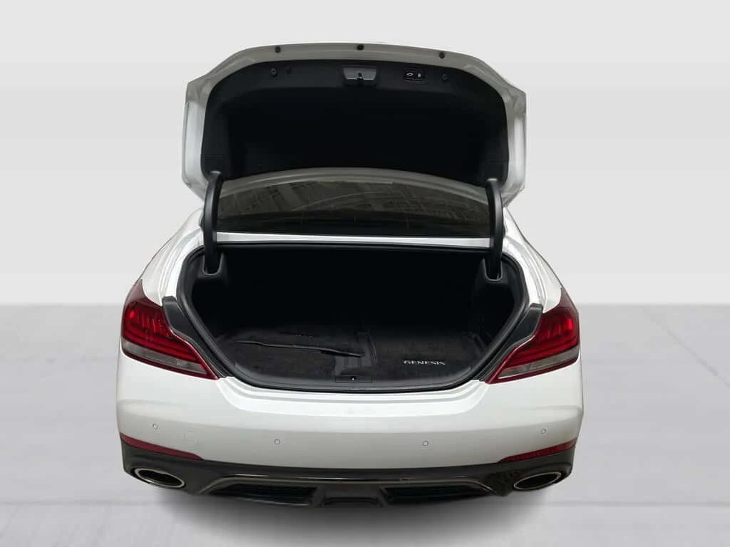 Genesis G70 * Sport 3.3T AWD , снимка 15 - Автомобили и джипове - 53879881