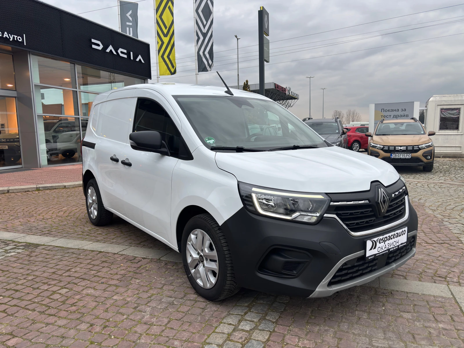 Renault Kangoo 1, 5 dCi 95 hp BVM6, снимка 4 - Автомобили и джипове - 53904751