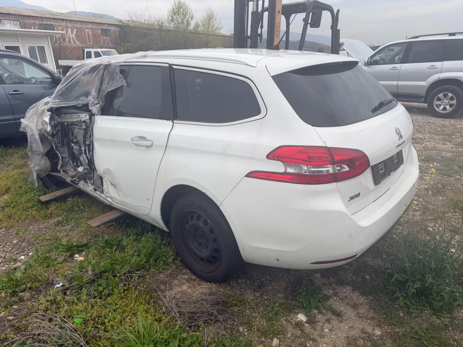 Peugeot 308 1.6hdi, снимка 2 - Автомобили и джипове - 54219307