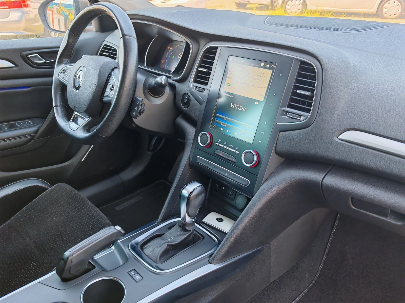Renault Megane 1.5 DCI-110k.ВНОС ОТ ИТАЛИЯ , ПЕРФЕКТНА, снимка 12 - Автомобили и джипове - 54495829