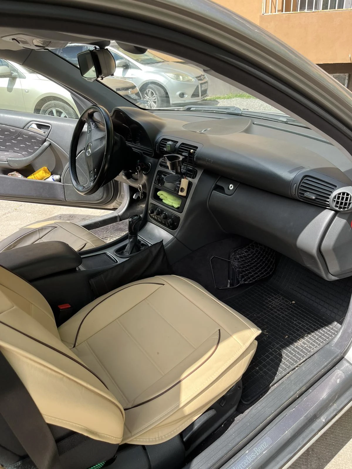 Mercedes-Benz C 200 Kompressor, снимка 7 - Автомобили и джипове - 54687465