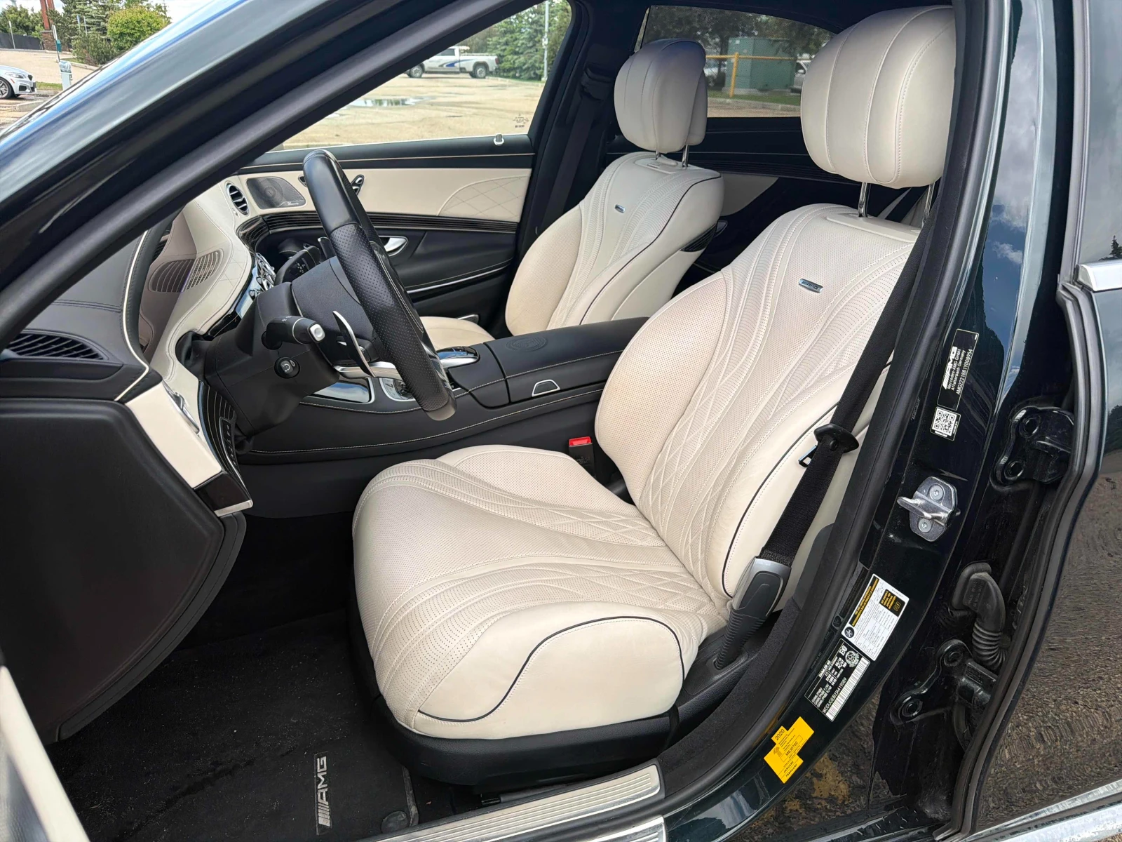 Mercedes-Benz S 63 AMG 4D Burmester/Designo Leather, снимка 9 - Автомобили и джипове - 54970394