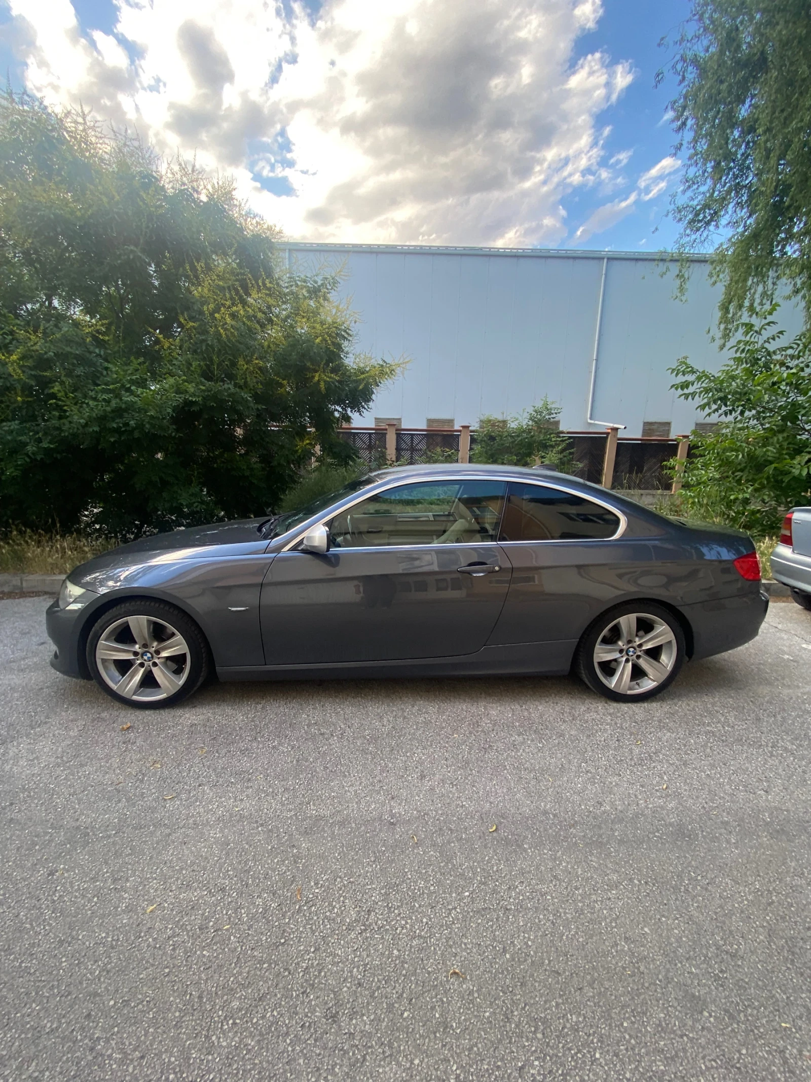 BMW 320, снимка 3 - Автомобили и джипове - 55225464