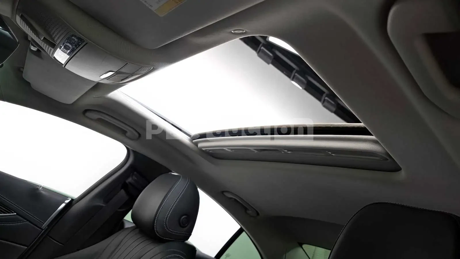 Mercedes-Benz CLS 450 4MATIC AMG LINE /BURMESTER/PANORAMA/360CAM/HEAD UP, снимка 16 - Автомобили и джипове - 55304600