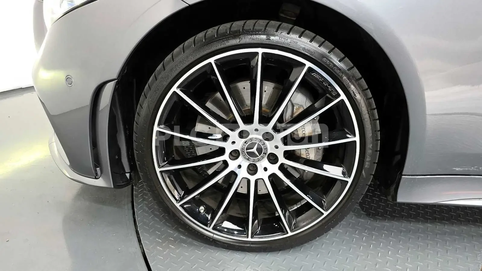 Mercedes-Benz CLS 450 4MATIC AMG LINE /BURMESTER/PANORAMA/360CAM/HEAD UP, снимка 5 - Автомобили и джипове - 55304600