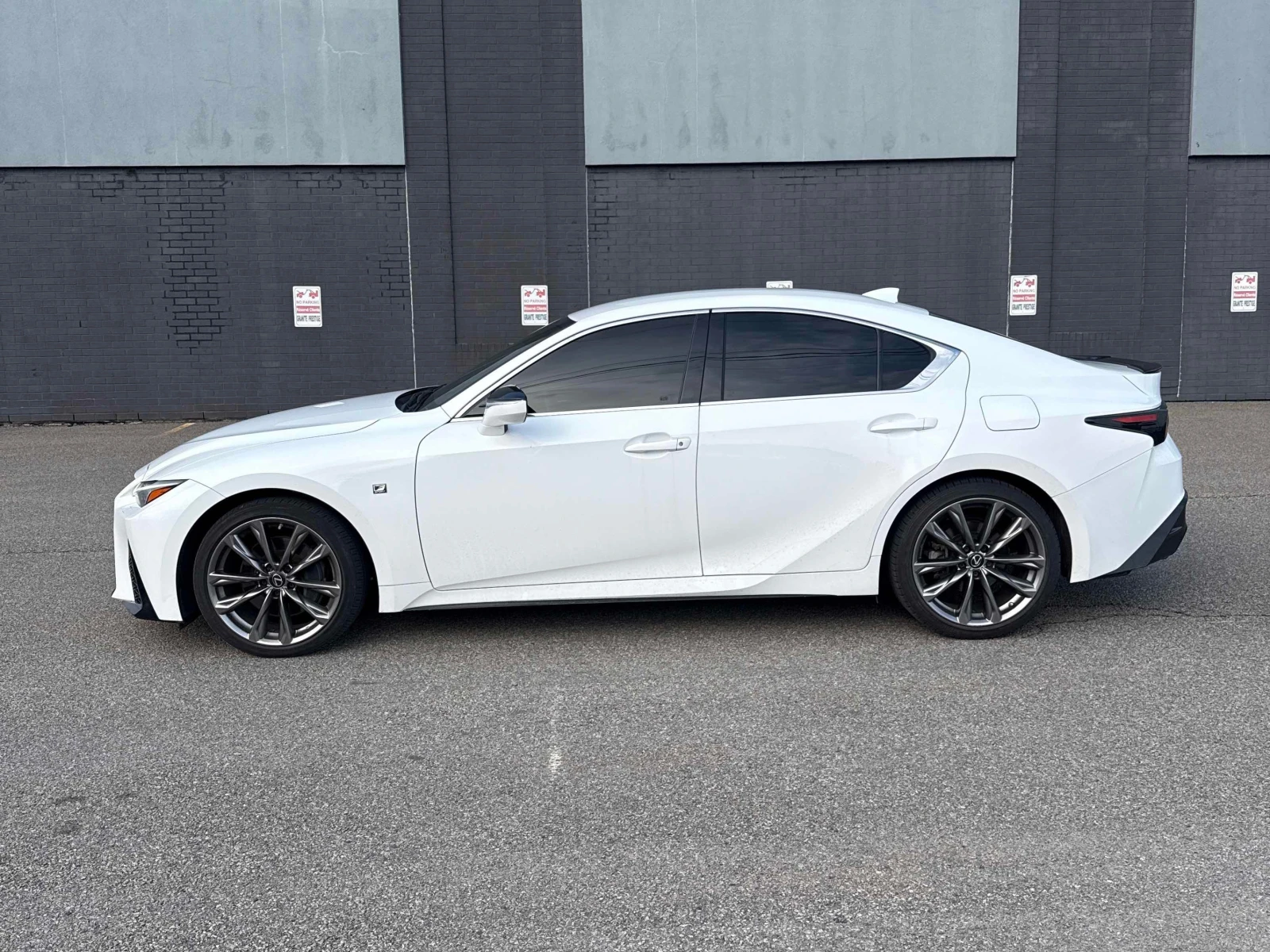 Lexus IS * 300 AWD * АВТОКРЕДИТ БЕЗ ПЪРВОНАЧАЛНА ВНОСКА* , снимка 2 - Автомобили и джипове - 55848132