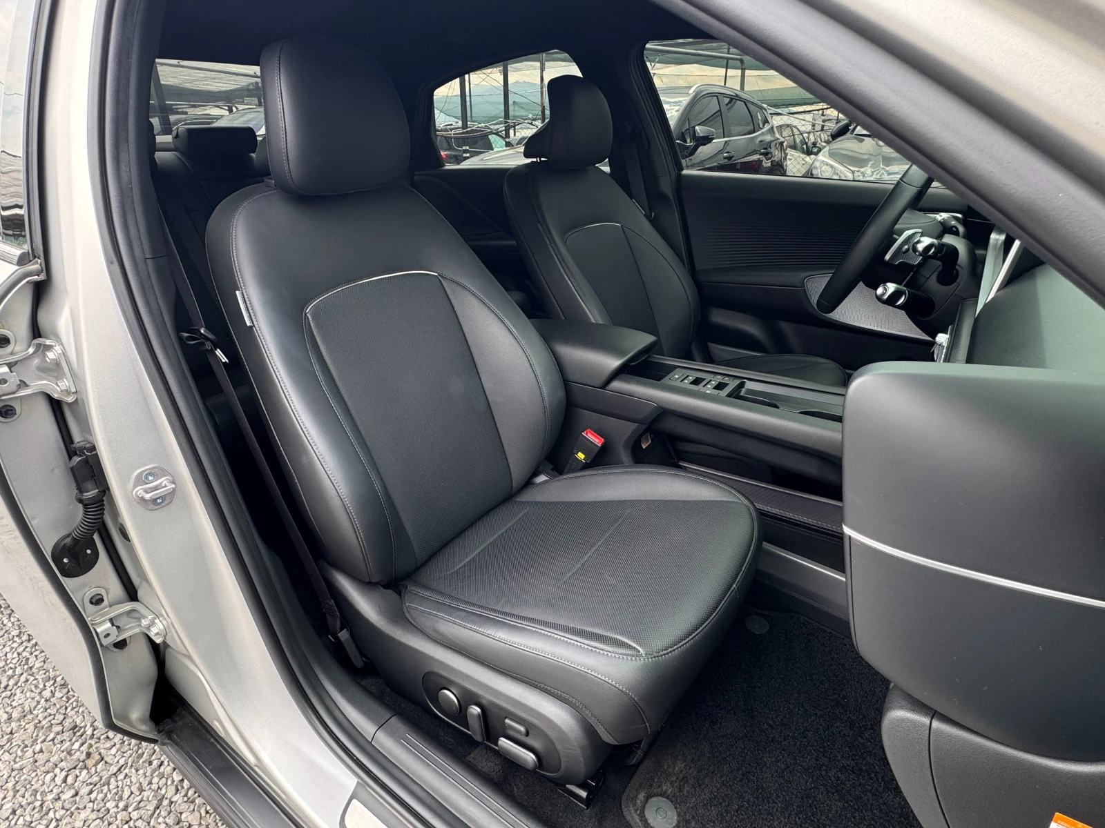 Hyundai Ioniq 6 Long Range ! AWD ! Prestige !, снимка 10 - Автомобили и джипове - 56199135